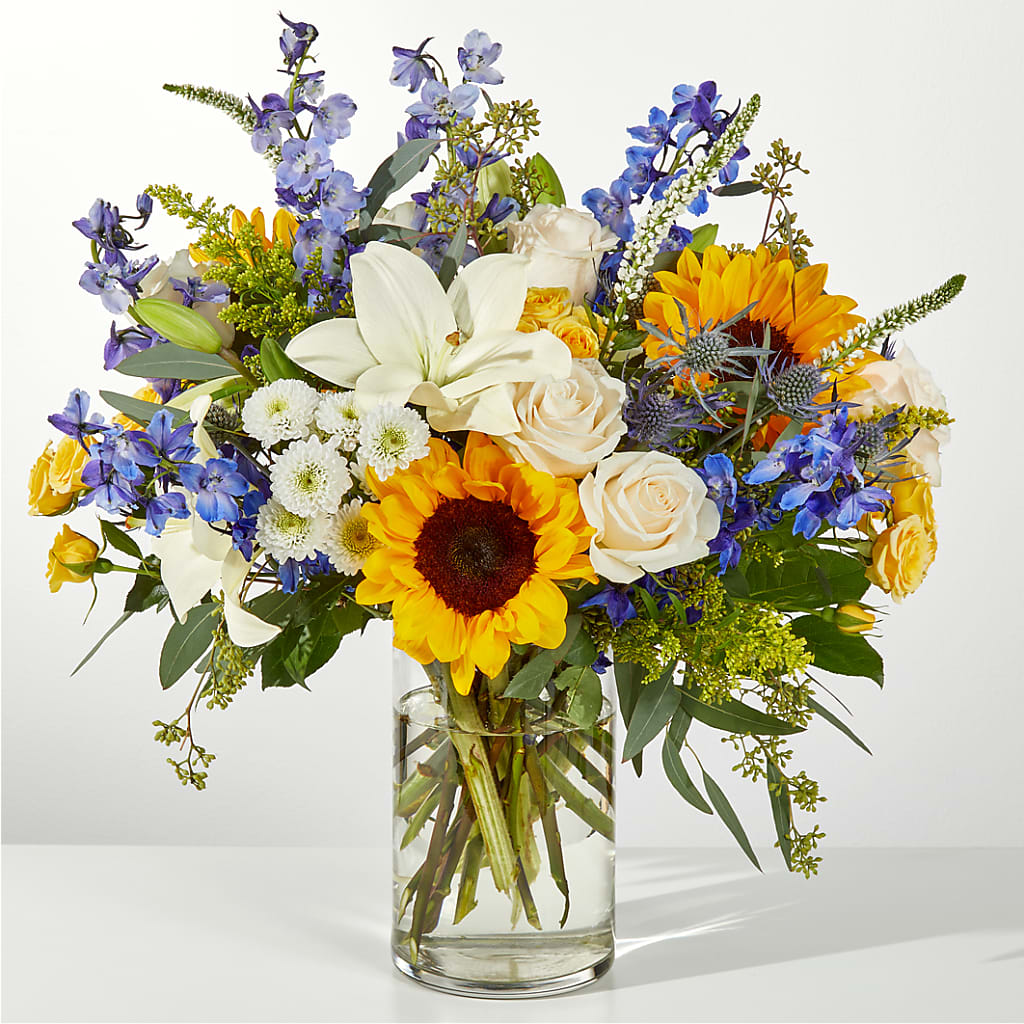 Wonderfully Sunny Bouquet – Salon Diane Aubin Fleuriste Inc., Jonquiere PQ