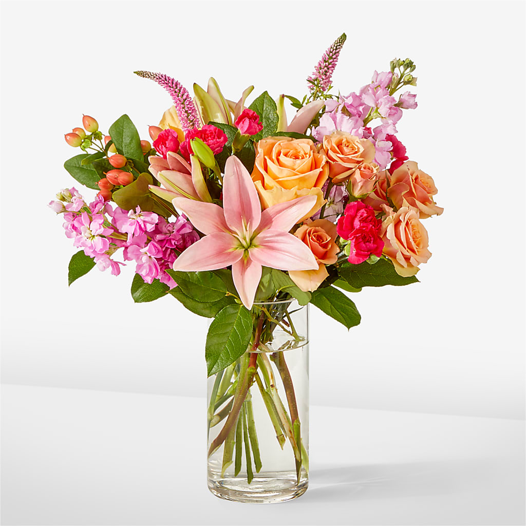 Bisous Bouquet – Salon Diane Aubin Fleuriste Inc., Jonquiere PQ