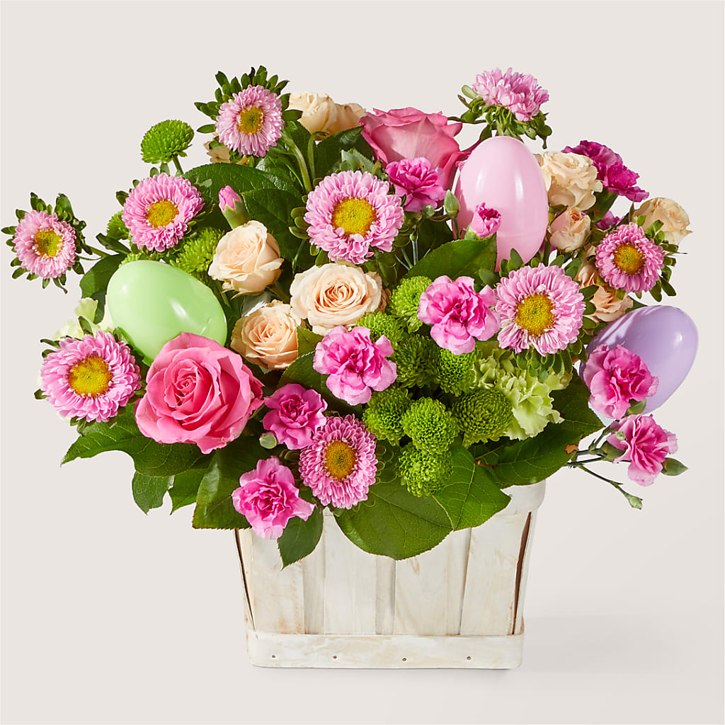 Get Eggcited Basket – Salon Diane Aubin Fleuriste Inc., Jonquiere PQ