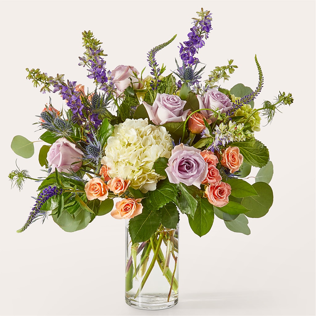 Appealing Aura Bouquet – Salon Diane Aubin Fleuriste Inc., Jonquiere PQ