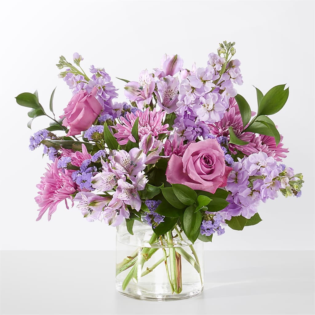 Cloud Nine Bouquet – Salon Diane Aubin Fleuriste Inc., Jonquiere PQ