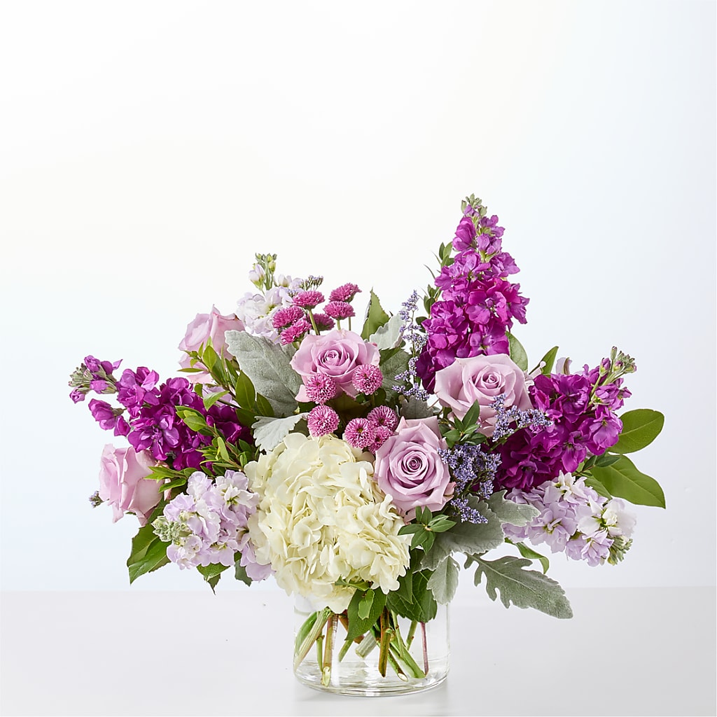 Empress Bouquet – Salon Diane Aubin Fleuriste Inc., Jonquiere PQ