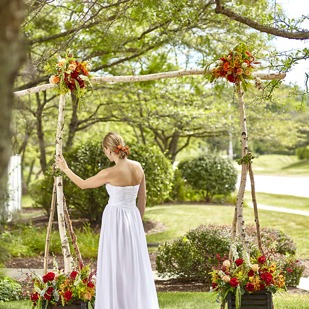 Arbor of Love Archway – Salon Diane Aubin Fleuriste Inc., Jonquiere PQ