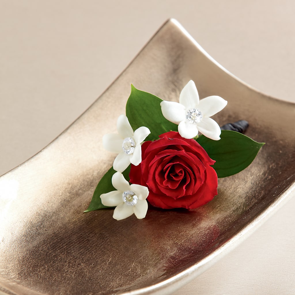 Poetry Boutonniere – Salon Diane Aubin Fleuriste Inc., Jonquiere PQ