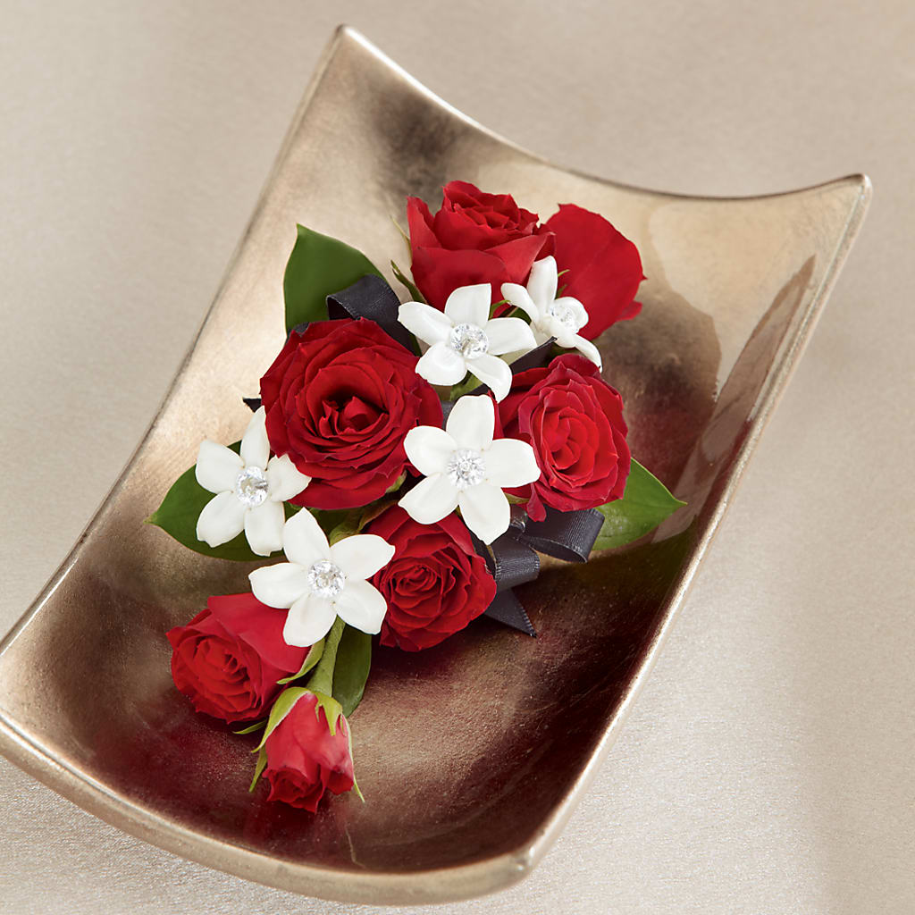 Poetry Corsage – Salon Diane Aubin Fleuriste Inc., Jonquiere PQ