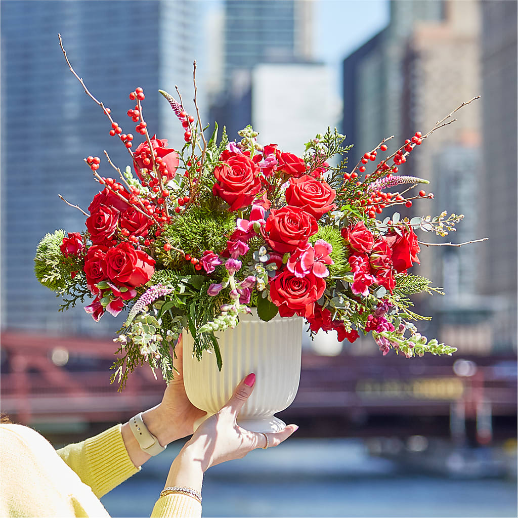 Big Red Bow Bouquet –  Salon Diane Aubin Fleuriste Inc., Jonquiere PQ