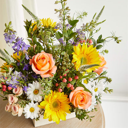 The Good Life Bouquet –  Salon Diane Aubin Fleuriste Inc., Jonquiere PQ