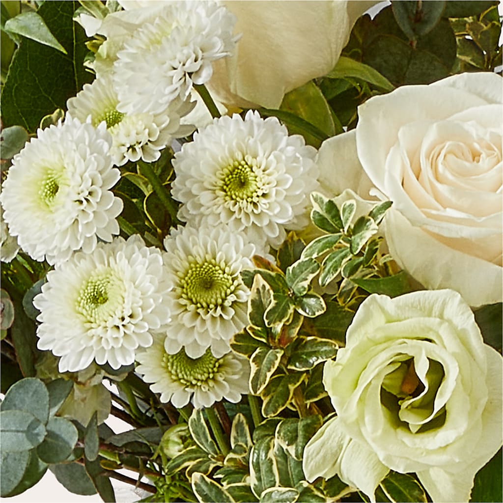 Cashmere Bouquet –  Salon Diane Aubin Fleuriste Inc., Jonquiere PQ