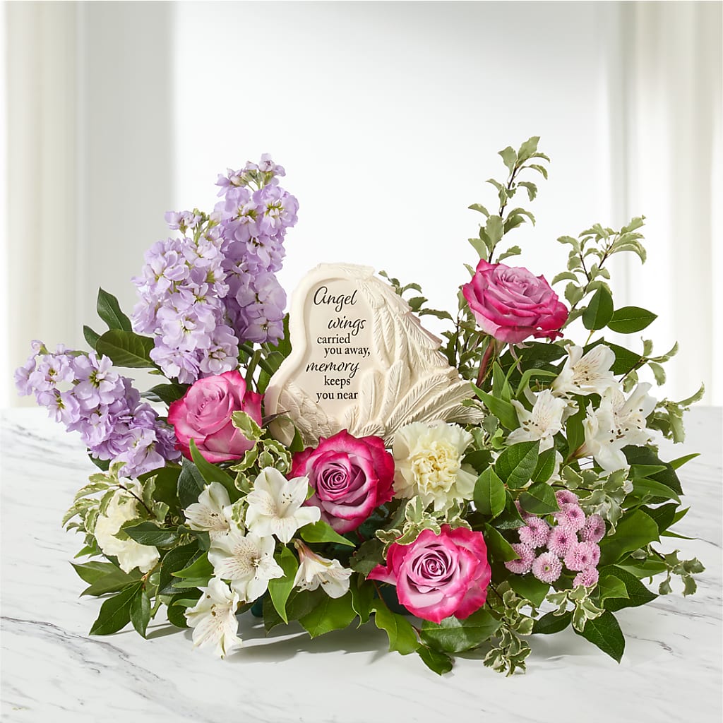 In My Heart Arrangement –  Salon Diane Aubin Fleuriste Inc., Jonquiere PQ
