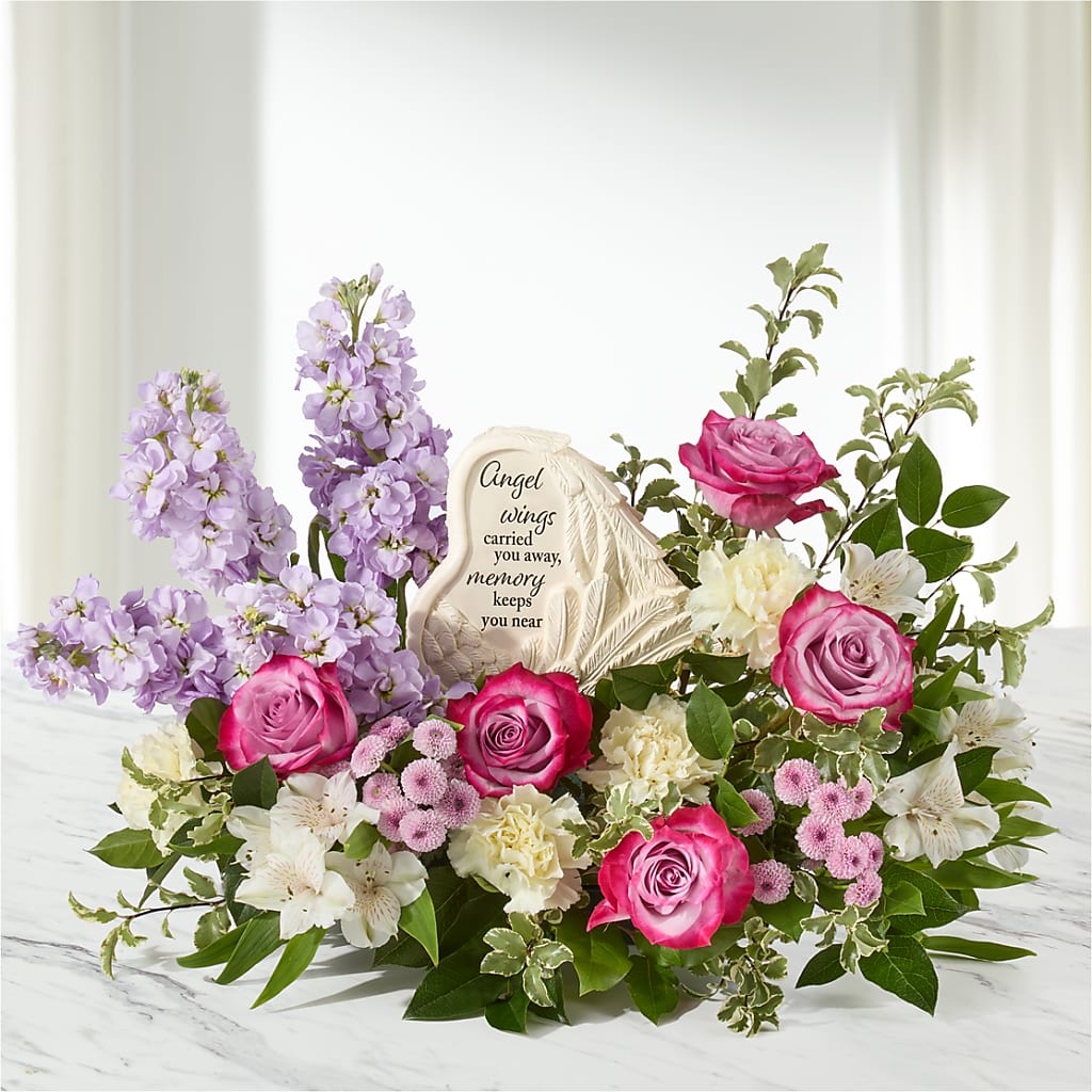 In My Heart Arrangement –  Salon Diane Aubin Fleuriste Inc., Jonquiere PQ