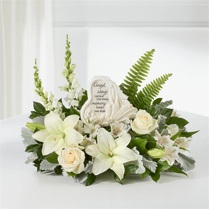 Holding You Close Arrangement –  Salon Diane Aubin Fleuriste Inc., Jonquiere PQ