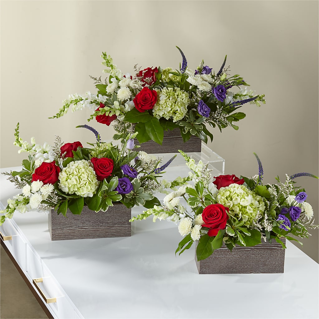 Sweet Magnolia Bouquet –  Salon Diane Aubin Fleuriste Inc., Jonquiere PQ
