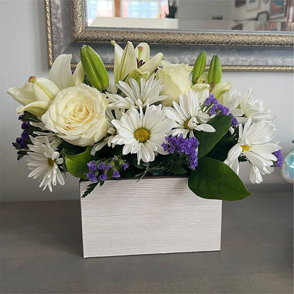 Beyond Blue Box Bouquet –  Salon Diane Aubin Fleuriste Inc., Jonquiere PQ