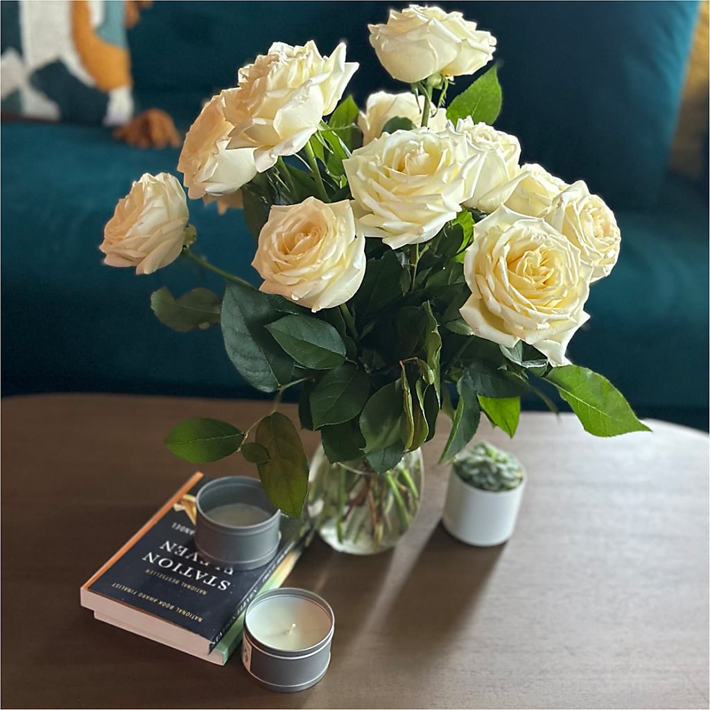 Long Stem Yellow Rose Bouquet –  Salon Diane Aubin Fleuriste Inc., Jonquiere PQ