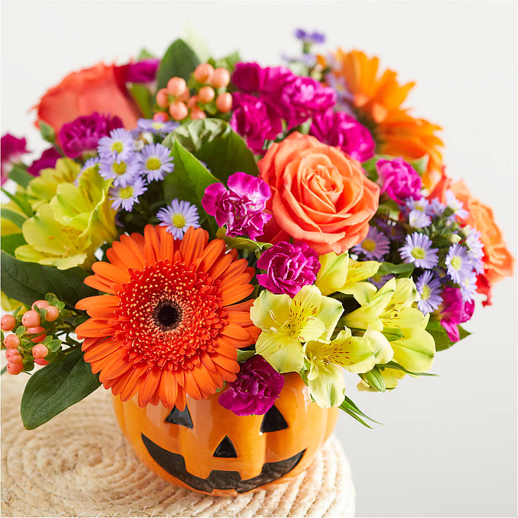 Tricks & Treats Pumpkin –  Salon Diane Aubin Fleuriste Inc., Jonquiere PQ