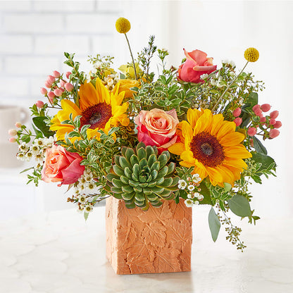 Sunflower Season Bouquet –  Salon Diane Aubin Fleuriste Inc., Jonquiere PQ