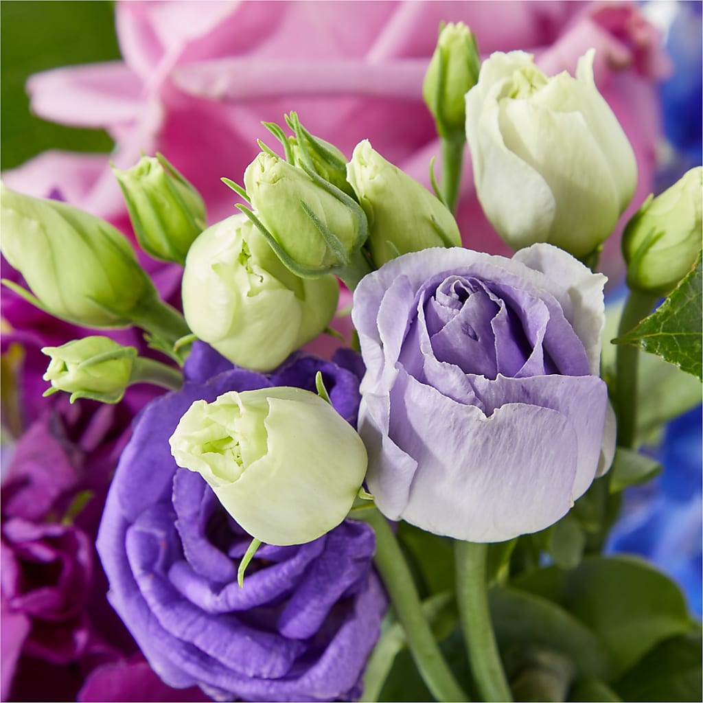 Twilight Glow Bouquet –  Salon Diane Aubin Fleuriste Inc., Jonquiere PQ