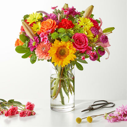 Cue the Confetti - A Florist Original –  Salon Diane Aubin Fleuriste Inc., Jonquiere PQ