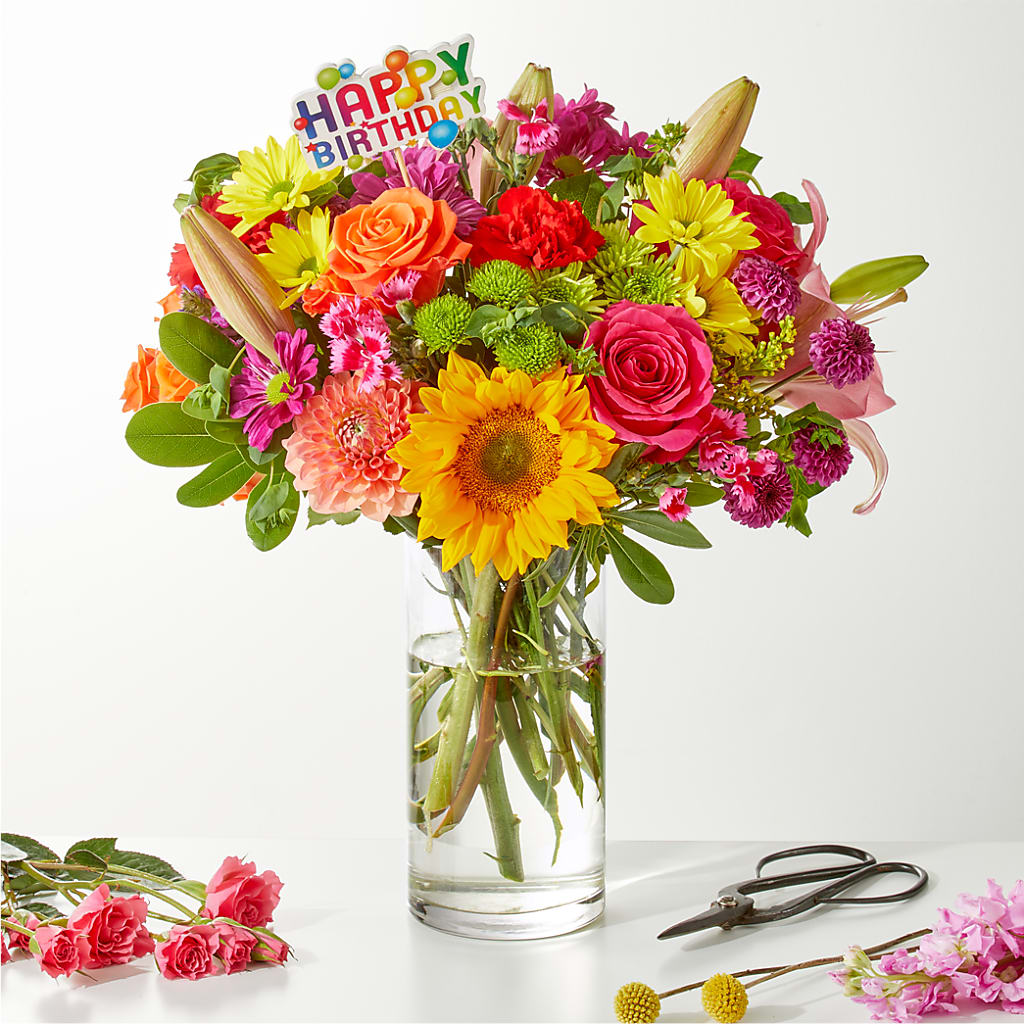 Cue the Confetti - A Florist Original –  Salon Diane Aubin Fleuriste Inc., Jonquiere PQ
