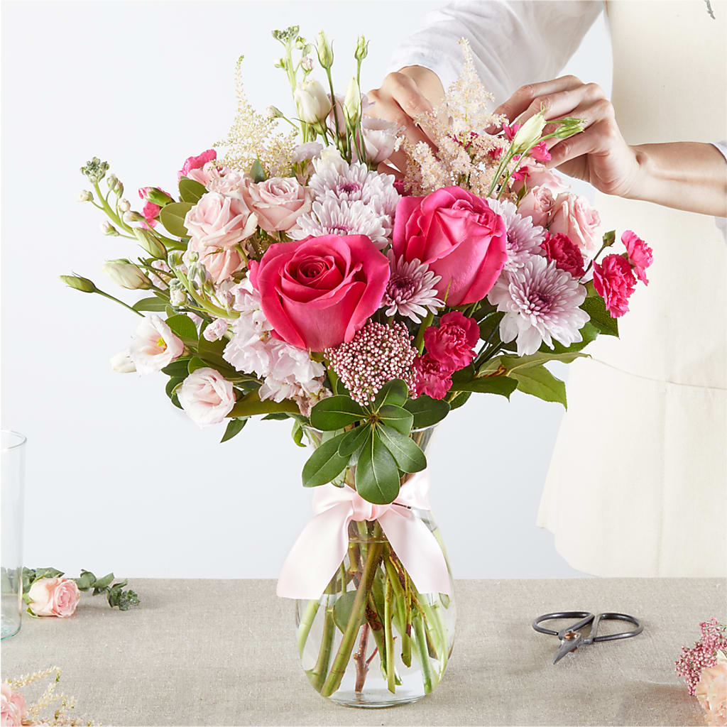 Pink Ribbon - A Florist Original –  Salon Diane Aubin Fleuriste Inc., Jonquiere PQ