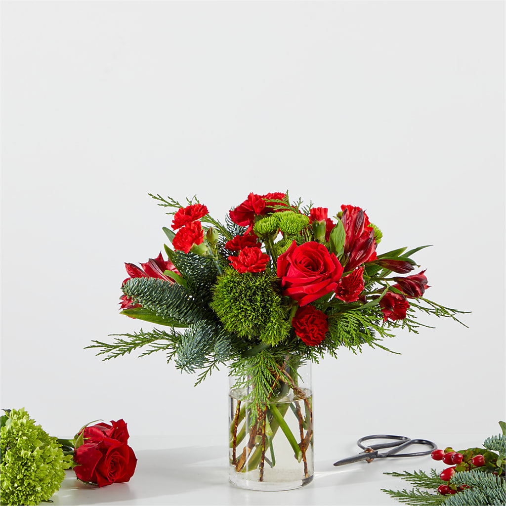 Merry Moment Bouquet – A Florist Original –  Salon Diane Aubin Fleuriste Inc., Jonquiere PQ