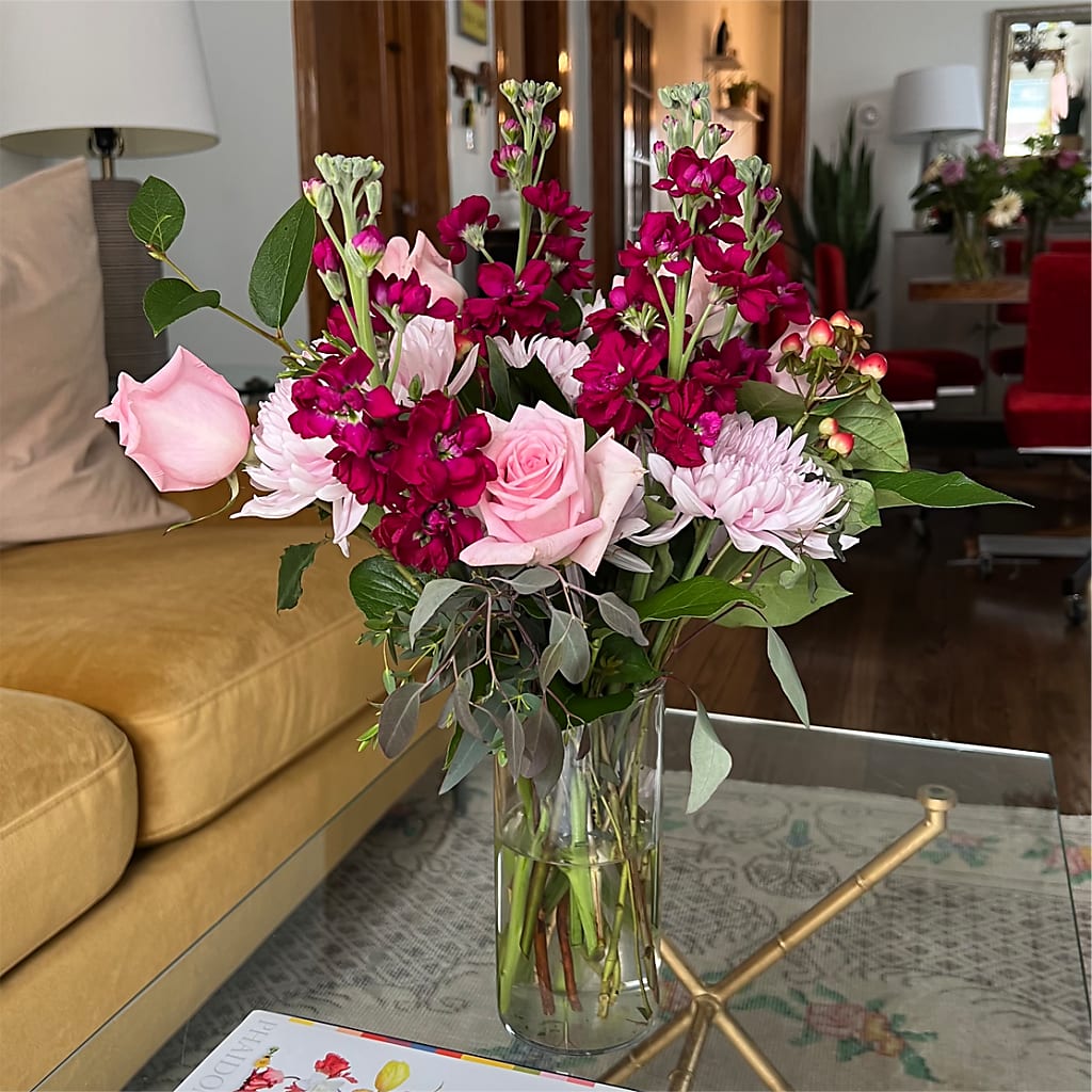 Sunday Morning Bouquet –  Salon Diane Aubin Fleuriste Inc., Jonquiere PQ