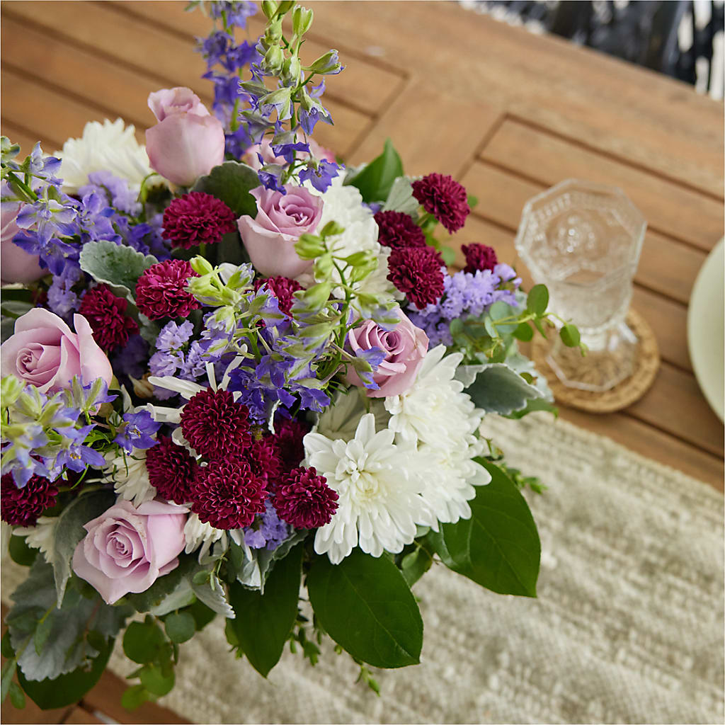 Violet Frost Bouquet –  Salon Diane Aubin Fleuriste Inc., Jonquiere PQ