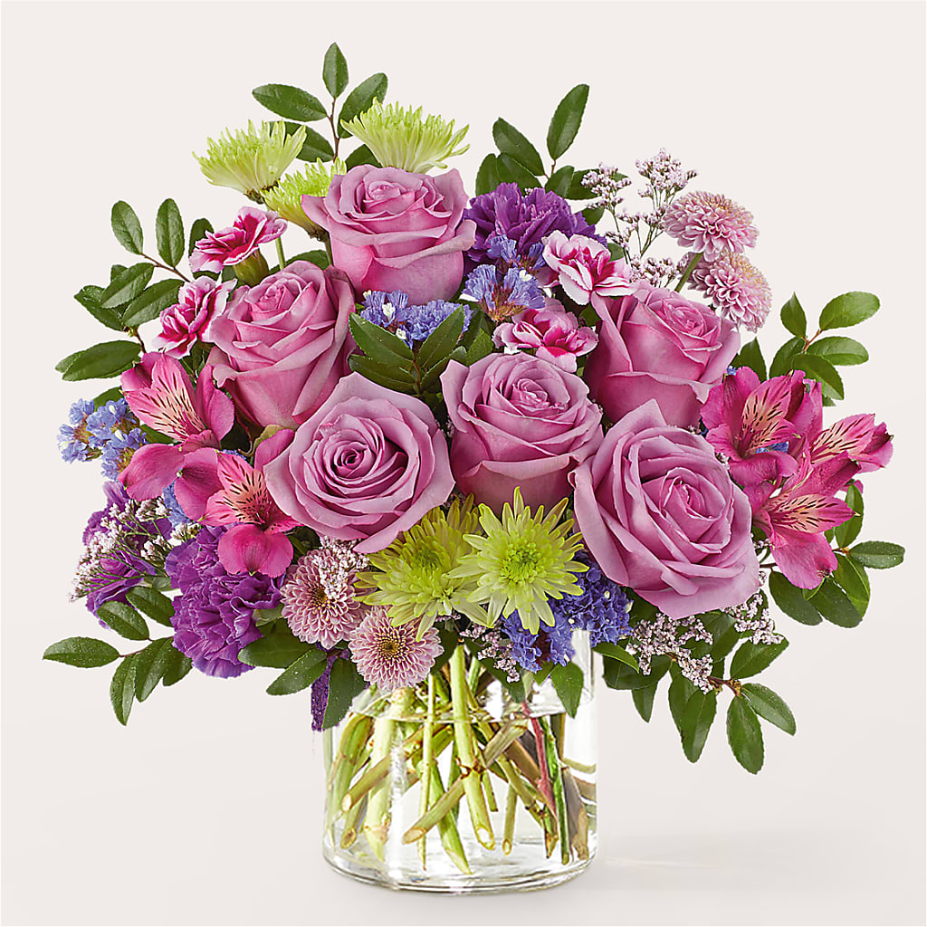 Glass Half Full Bouquet –  Salon Diane Aubin Fleuriste Inc., Jonquiere PQ