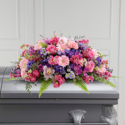 Glorious Garden Casket Spray –  Salon Diane Aubin Fleuriste Inc., Jonquiere PQ