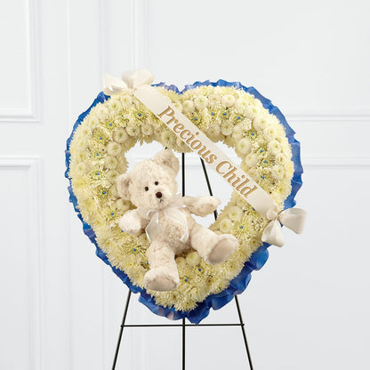 Precious Child Standing Heart –  Salon Diane Aubin Fleuriste Inc., Jonquiere PQ