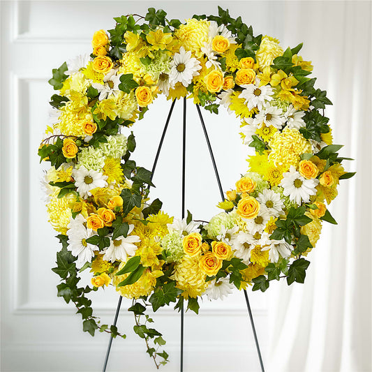 Golden Remembrance Wreath –  Salon Diane Aubin Fleuriste Inc., Jonquiere PQ