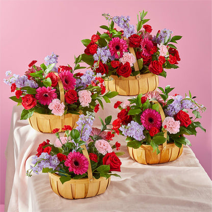 Pink Picnic Basket –  Salon Diane Aubin Fleuriste Inc., Jonquiere PQ