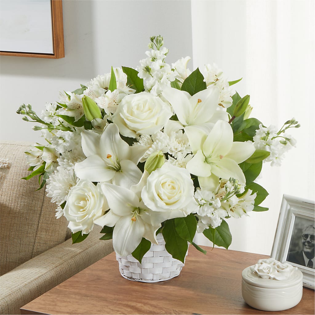 Peaceful Reflections Arrangement –  Salon Diane Aubin Fleuriste Inc., Jonquiere PQ