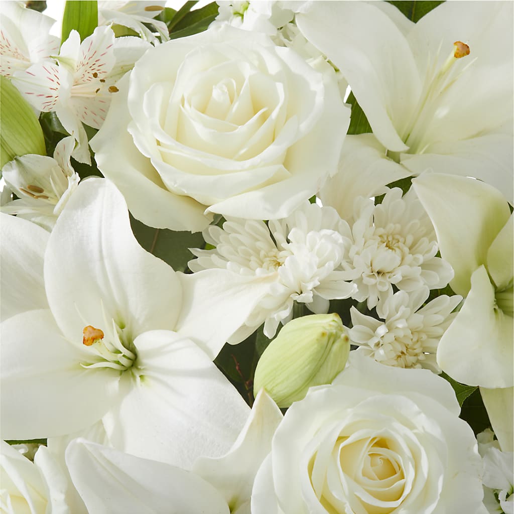 Peaceful Reflections Arrangement –  Salon Diane Aubin Fleuriste Inc., Jonquiere PQ