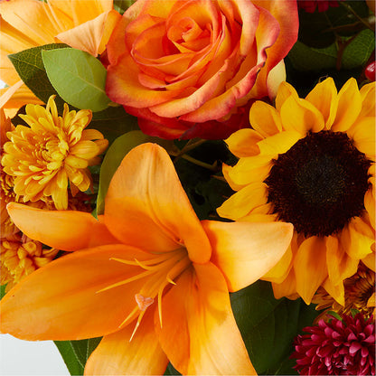 Grateful Centerpiece –  Salon Diane Aubin Fleuriste Inc., Jonquiere PQ