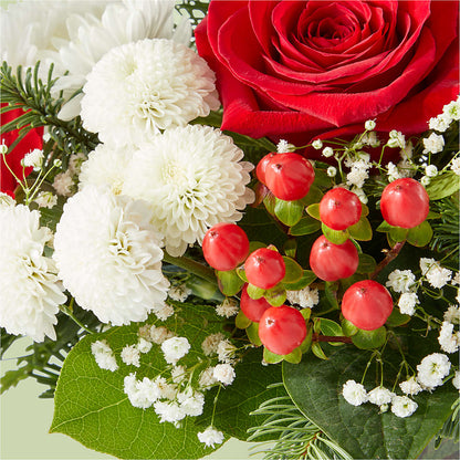 Chance of Flurries Bouquet –  Salon Diane Aubin Fleuriste Inc., Jonquiere PQ