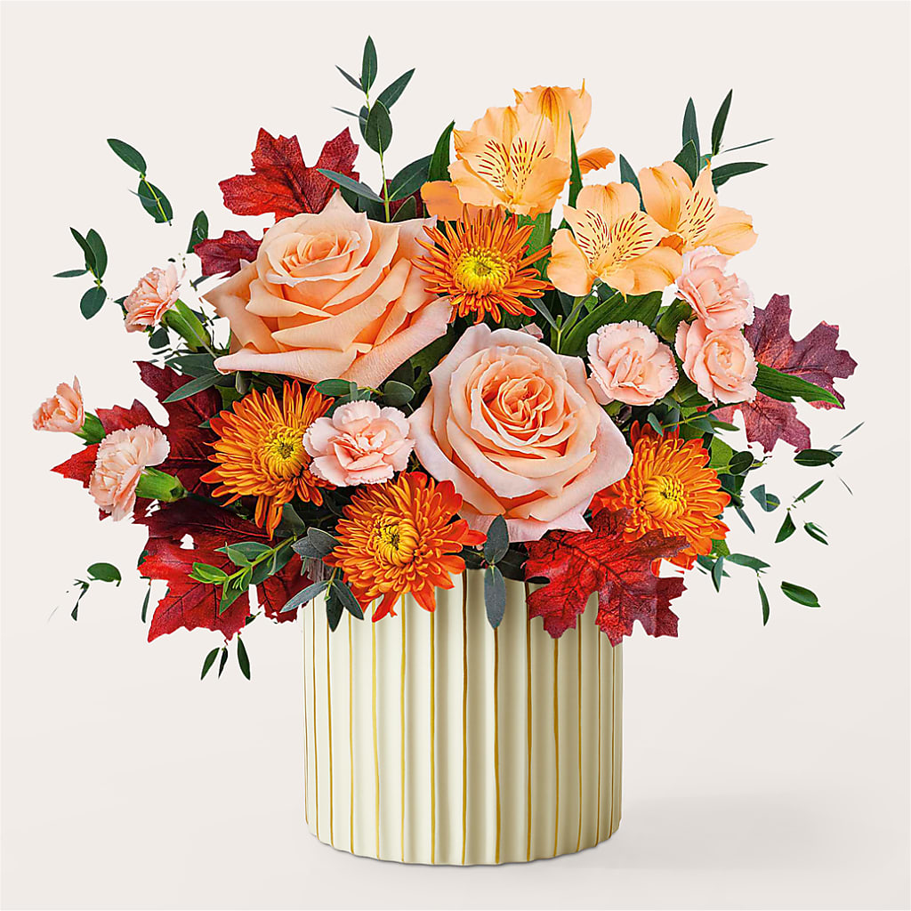 Spiced Latte Bouquet with Ivory Vase –  Salon Diane Aubin Fleuriste Inc., Jonquiere PQ