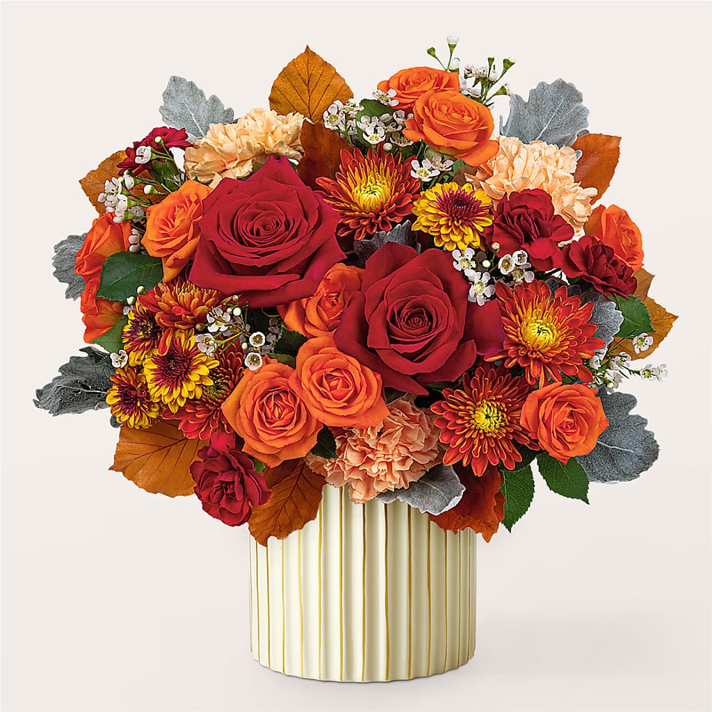 Merlot Bouquet with Ivory Vase –  Salon Diane Aubin Fleuriste Inc., Jonquiere PQ
