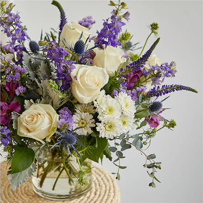 Shooting Star Bouquet –  Salon Diane Aubin Fleuriste Inc., Jonquiere PQ