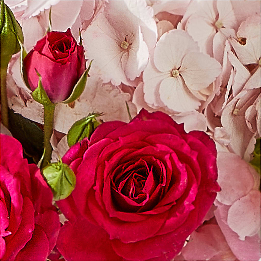 Glitz & Glam Bouquet –  Salon Diane Aubin Fleuriste Inc., Jonquiere PQ