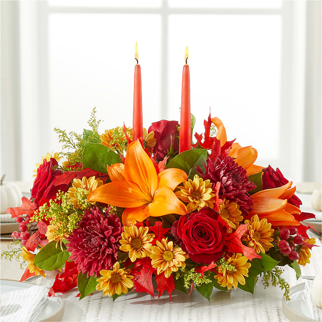 Autumn's Embrace Centerpiece –  Salon Diane Aubin Fleuriste Inc., Jonquiere PQ