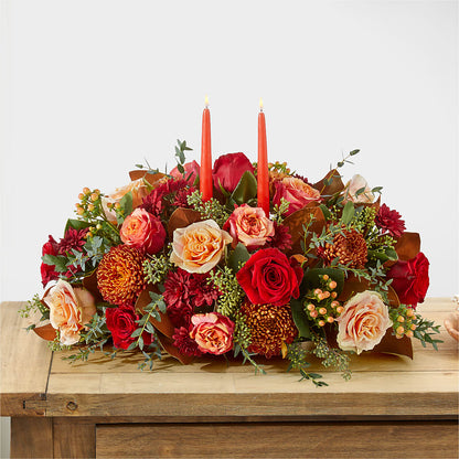 Gather Near Centerpiece –  Salon Diane Aubin Fleuriste Inc., Jonquiere PQ