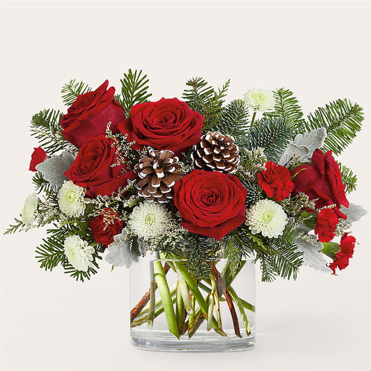 Yule Cheer Bouquet –  Salon Diane Aubin Fleuriste Inc., Jonquiere PQ