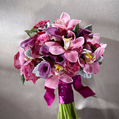 Delicacy Bouquet –  Salon Diane Aubin Fleuriste Inc., Jonquiere PQ