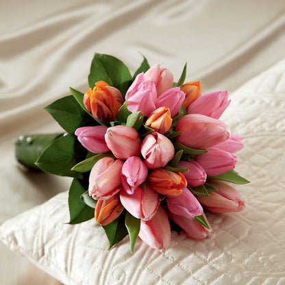 Embraceable Bouquet –  Salon Diane Aubin Fleuriste Inc., Jonquiere PQ