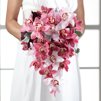 Pink Mink Bouquet –  Salon Diane Aubin Fleuriste Inc., Jonquiere PQ