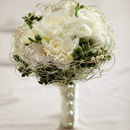 Evermore Bouquet –  Salon Diane Aubin Fleuriste Inc., Jonquiere PQ