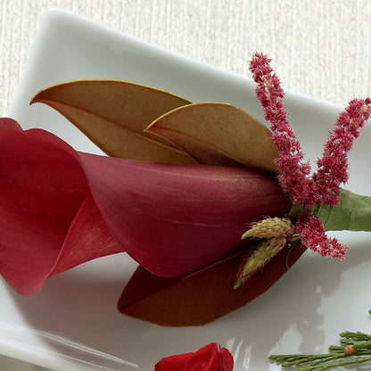 Red Calla Boutonniere –  Salon Diane Aubin Fleuriste Inc., Jonquiere PQ