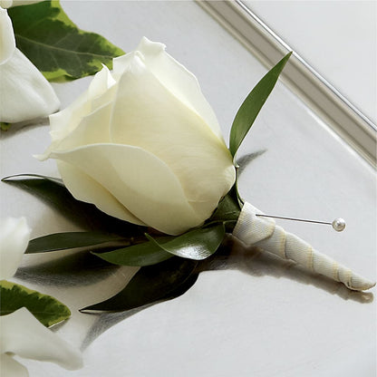 White Rose Boutonniere –  Salon Diane Aubin Fleuriste Inc., Jonquiere PQ